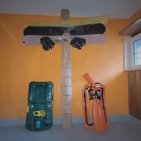 Casa Cuschina - Mit Sauna In Der Schoenen Surselva Dardin Exteriör bild