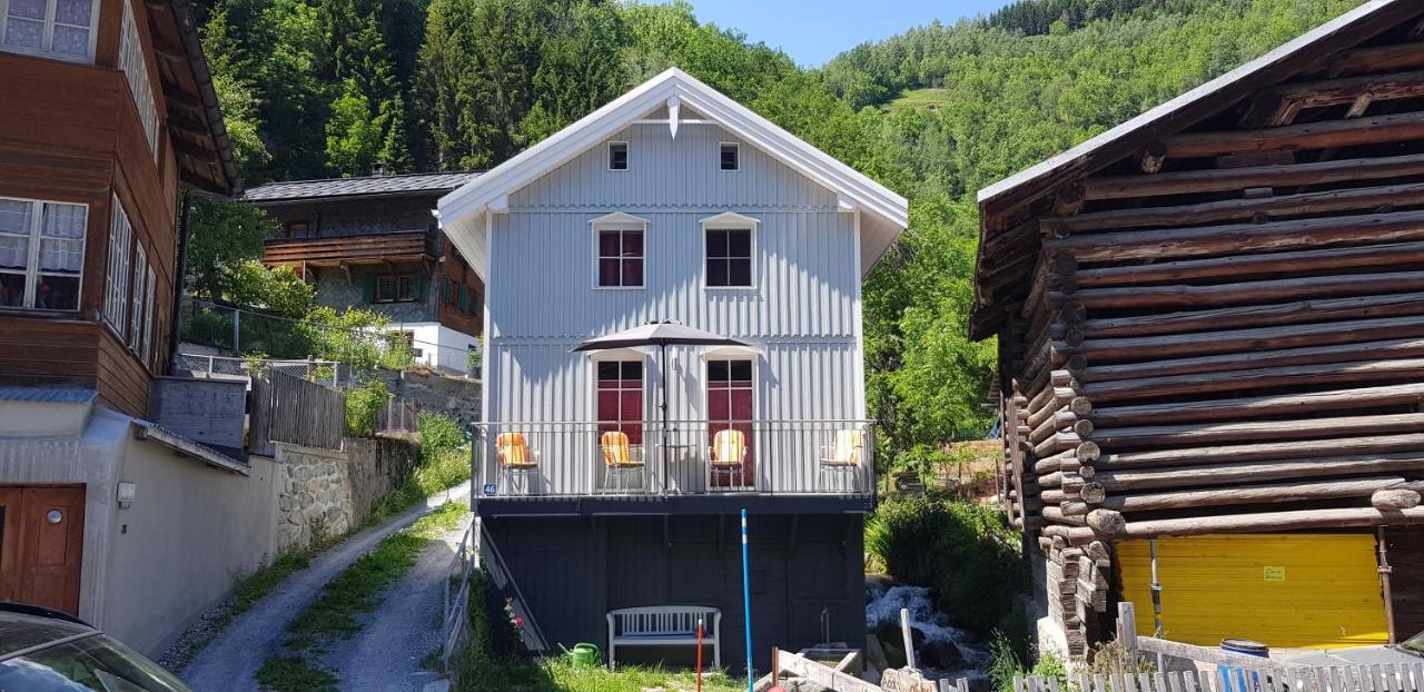 Casa Cuschina - Mit Sauna In Der Schoenen Surselva Dardin Exteriör bild