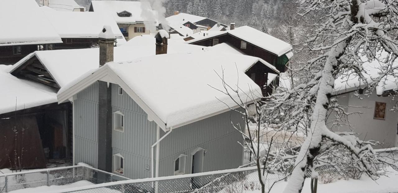 Casa Cuschina - Mit Sauna In Der Schoenen Surselva Dardin Exteriör bild